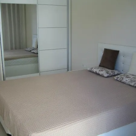 Emerald Towers Daire *